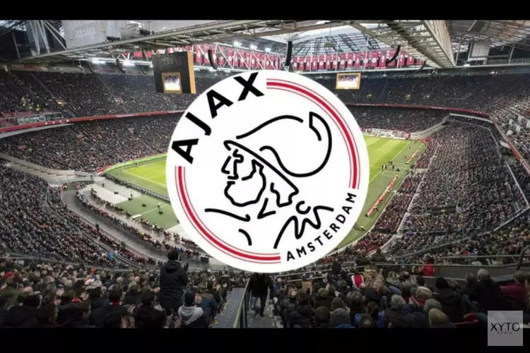 Ajax verlengt contract Edwin van der Sar