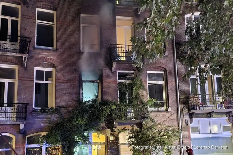 Woning uitgebrand in Amsterdam-West