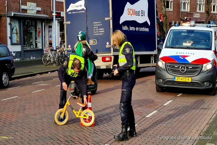 Meisje aangereden Maasstraat; automobilist aangehouden