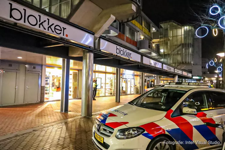 Getuigen gezocht na gewapende overval op winkel