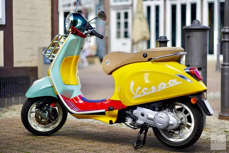 Welke milieu eisen gelden er voor brommers en scooters in Amsterdam?