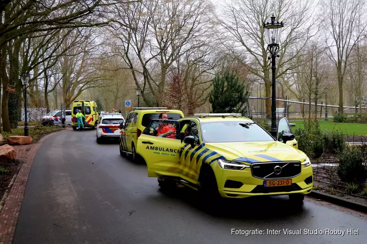 Hulpdiensten rukken massaal uit na melding steekincident in Oosterpark
