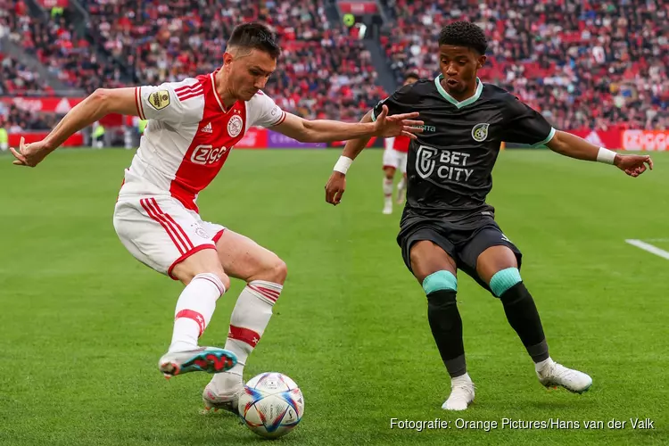 Ajax zonder problemen langs Fortuna Sittard