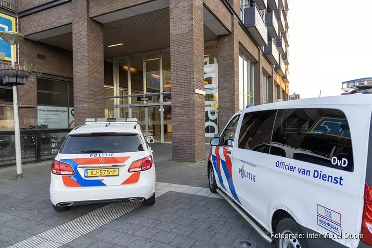 Steekincident winkelcentrum Noord; politie zoekt tweede slachtoffer dan wel verdachte