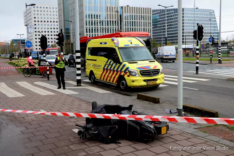 Scooterrijder (19) overleden na verkeersongeval De Boelelaan