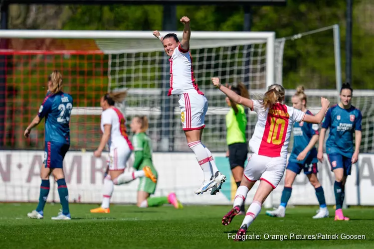 Ajax Vrouwen op pole-position voor titel na winst op FC Twente