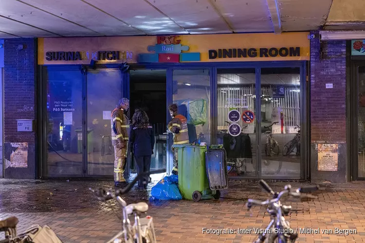 Explosie en brand bij restaurant aan Bijlmerplein