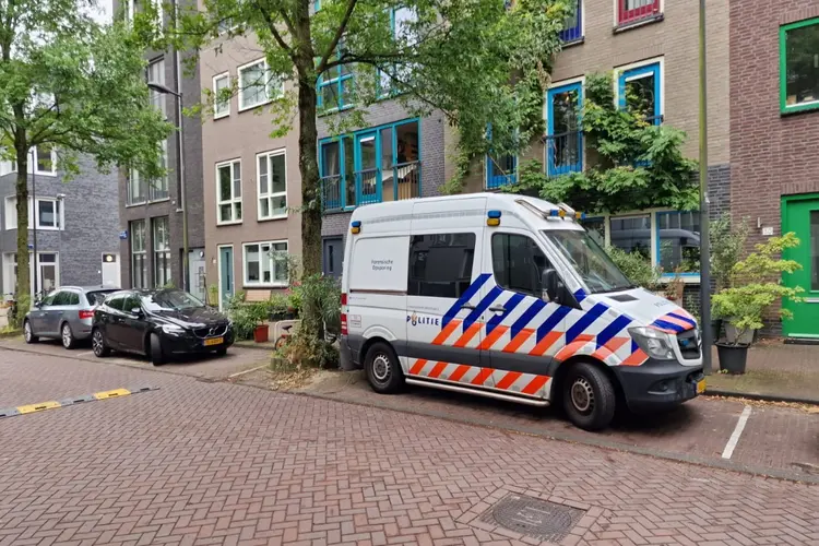 Poging tot overval door nepbezorgers op woning in IJburg, politie op zoek naar verdachten