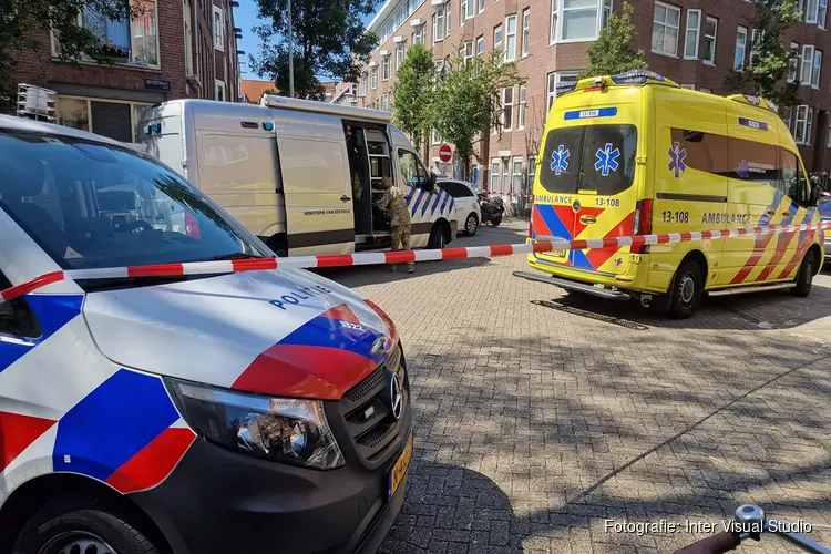 Politie zoekt getuigen: Twee handgranaten nabij woning aangetroffen; Amsterdam-Oost