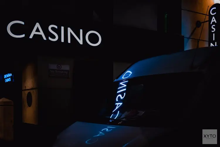 Liever in Amsterdam of Rotterdam naar het casino?