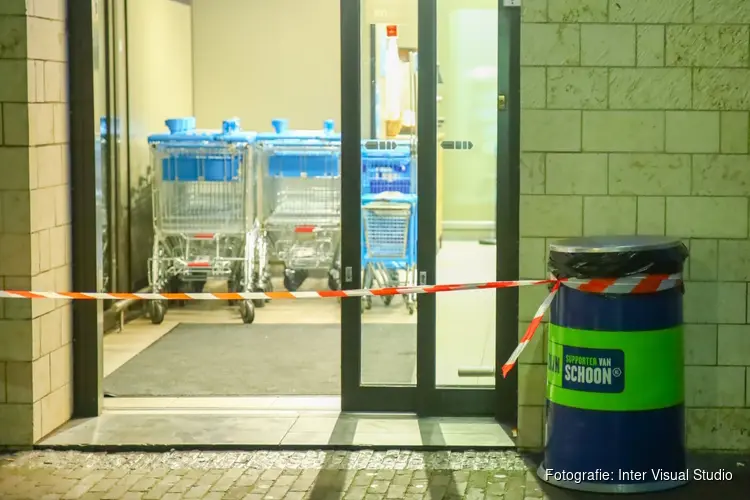 Medewerkers supermarkt Albert Heijn onwel door lek koelinstallatie