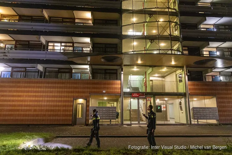 Explosie bij woning aan de Hakfort in Amsterdam