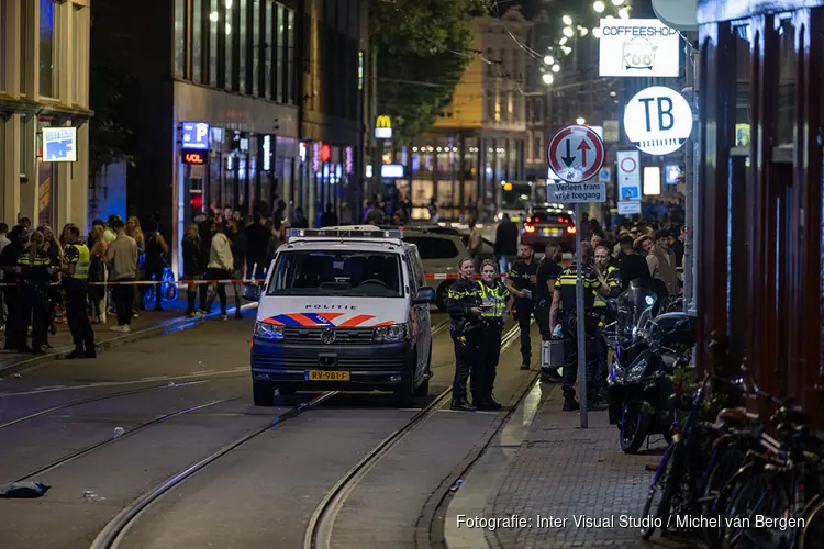 Onderzoek na schietpartij aan Amstelstraat