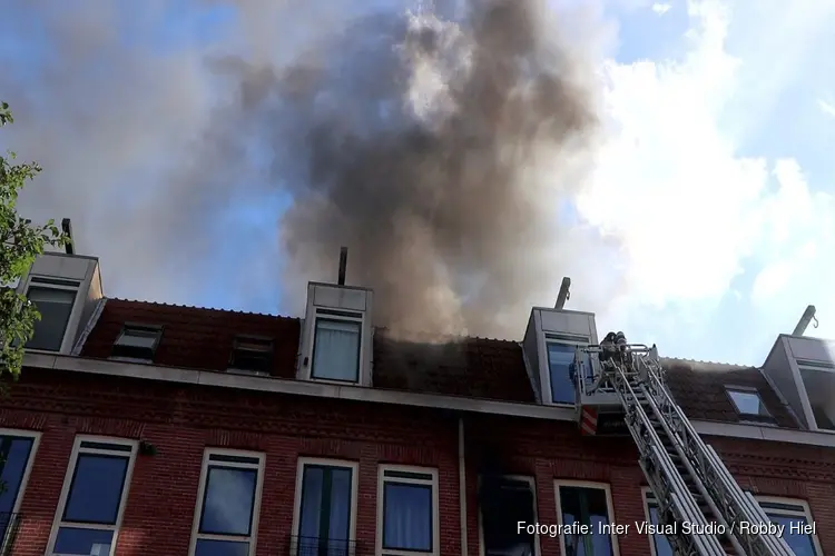 Brand in appartement aan Jacob van Lennepstraat