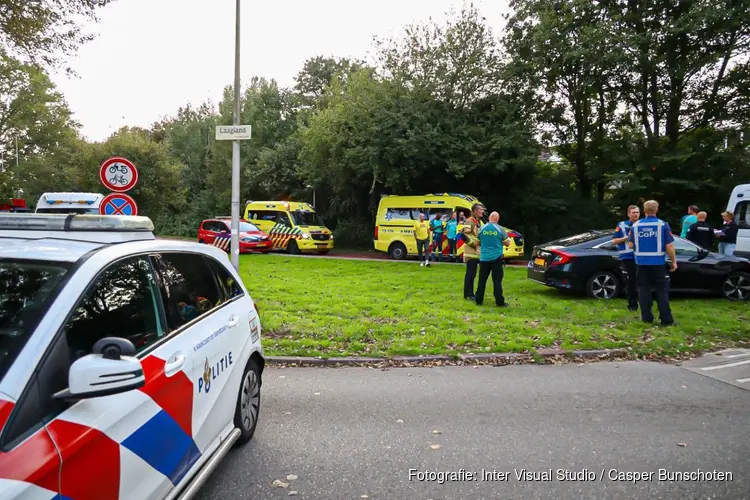 Veel hulpdiensten in Diemen vanwege ontruiming flat