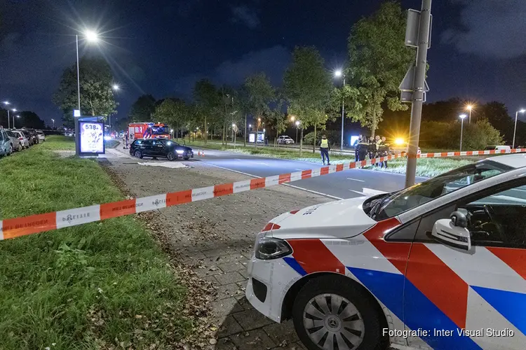 Persoon overleden bij ongeval met taxi op de Seineweg in Amsterdam