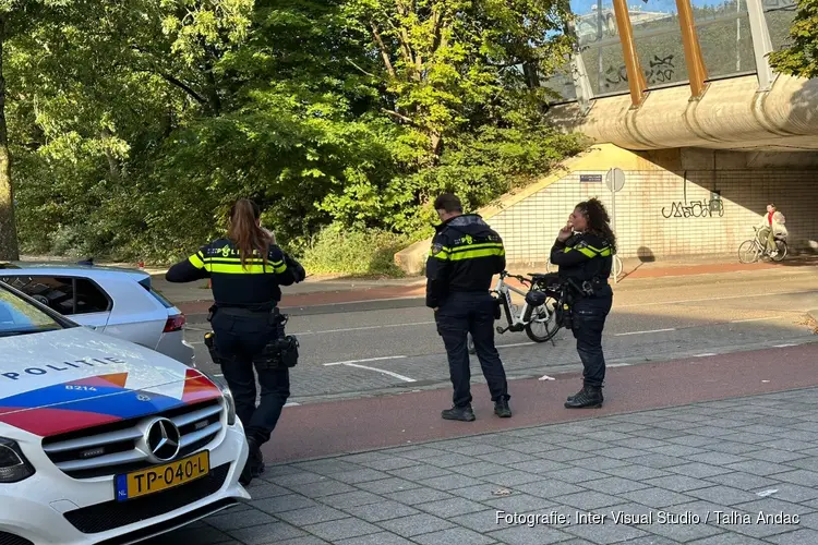 Man (46) neergestoken in Bos en Lommer