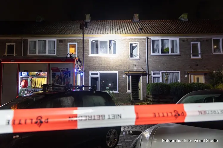 Vrouw gestoken en brandstichting Meteorenweg