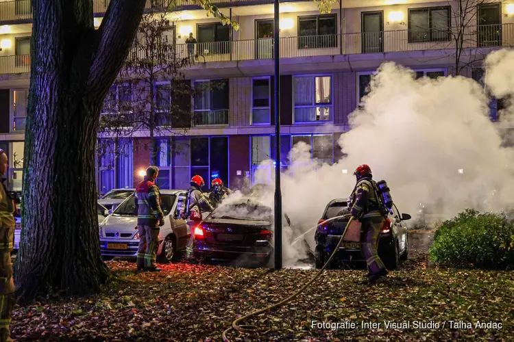 Auto uitgebrand in Amsterdam-Osdorp