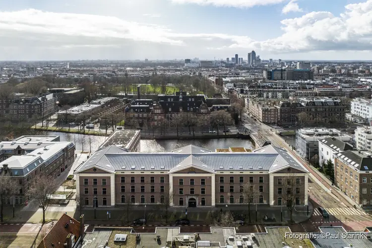 Bouwinvest verwerft duurzaam monument `The Bell` in Amsterdam van woningcorporatie Stadgenoot