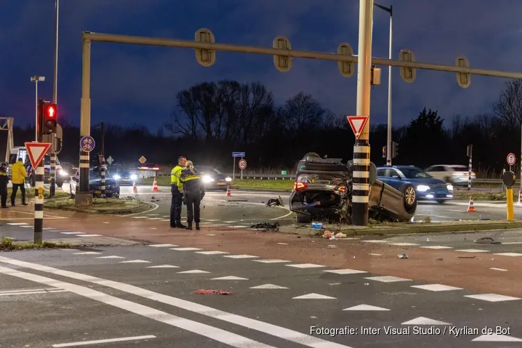 Drie gewonden bij ongeluk Haarlemmerweg