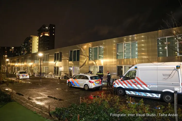 Explosie bij woning in Zuidoost