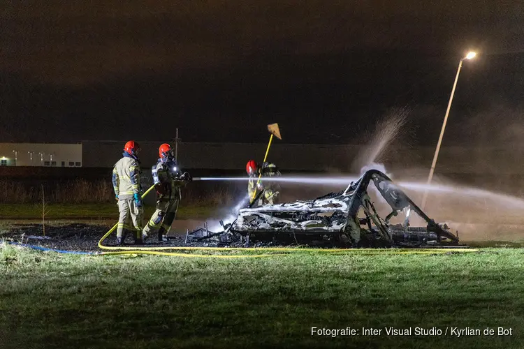 Caravan in brand in Amsterdam-Westpoort