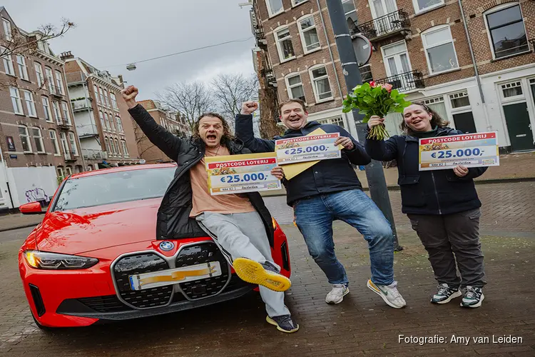 Inwoners Amsterdam winnen samen 150.000 euro bij de Postcode Loterij