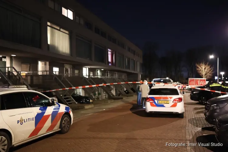 Explosie woning Geuzenveld; politie zoekt getuigen en beelden
