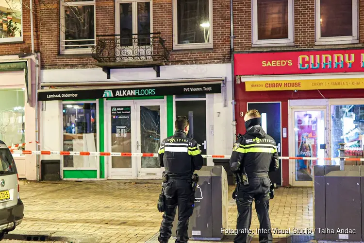 Explosie bij winkel in Amsterdam-Oost