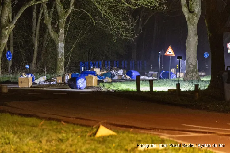 Veel drugsafval gevonden op grens Halfweg / Amsterdam