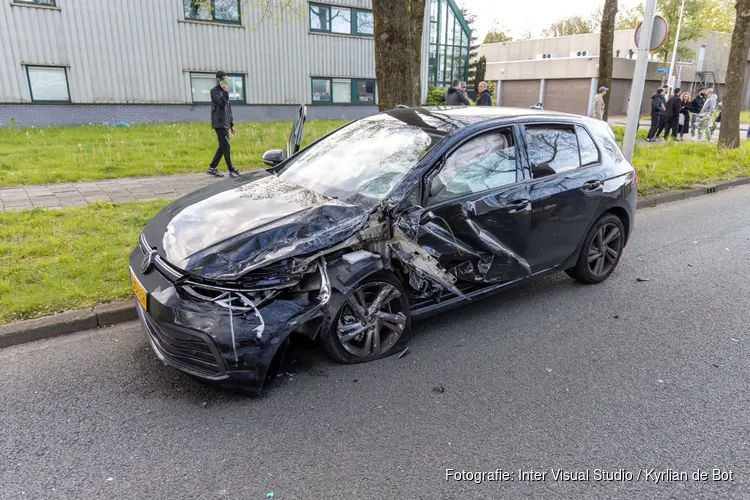 Harde aanrijding in Westpoort in Amsterdam