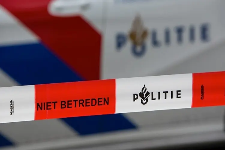 Explosief geplaatst Buikslotermeerplein, politie zoekt getuigen