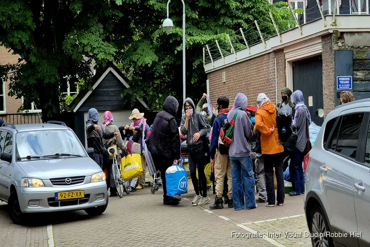 Kraakpand aan het Oosteinde in Amsterdam ontruimd