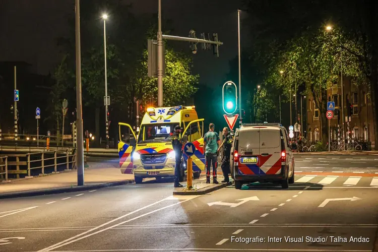 Melding van persoon te water aan de Houthavens