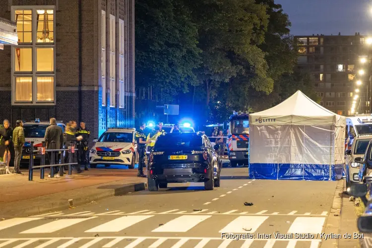 Fietser overleden bij ongeluk op Oostelijke Handelskade