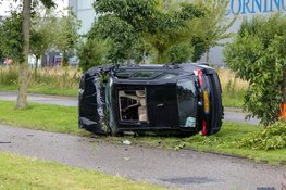 Bestuurder+gewond+na+ongeval+Etnastraat