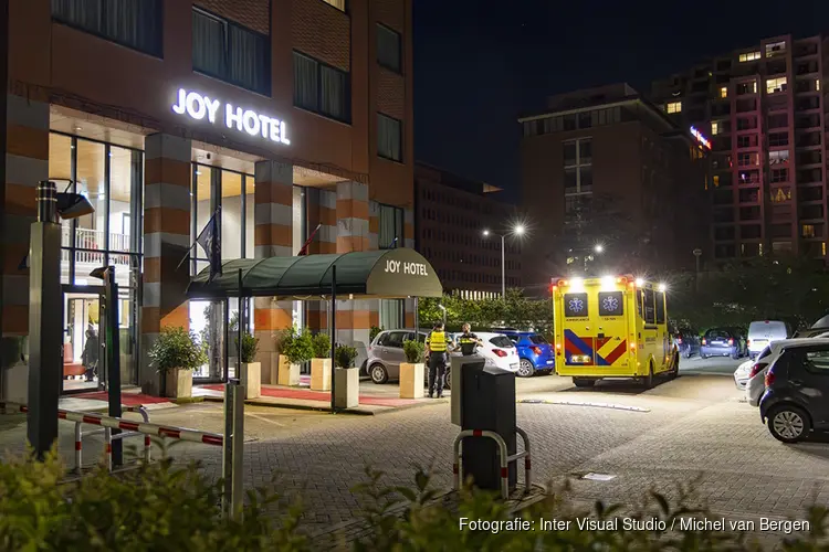 Gewonde na melding steekpartij bij Joy Hotel Hullenbergweg