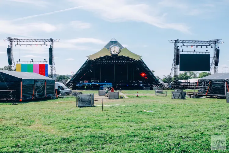 De logistiek achter jouw favoriete festival, van opbouwen tot veiligheid