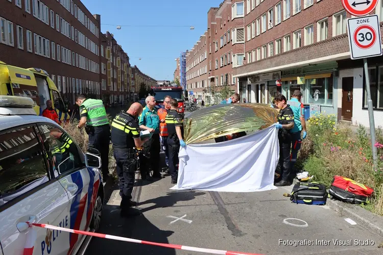 Bestuurder gestolen auto veroorzaakt meerdere aanrijdingen tijdens achtervolging