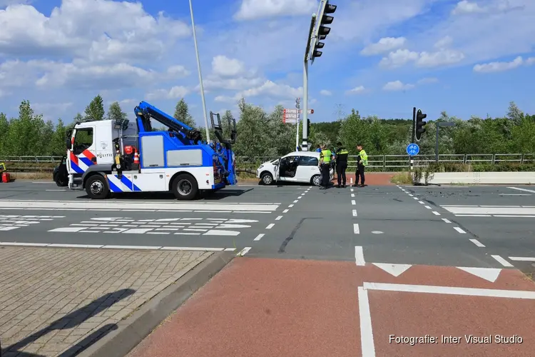 Ongeluk op Diemerpolderweg in Diemen