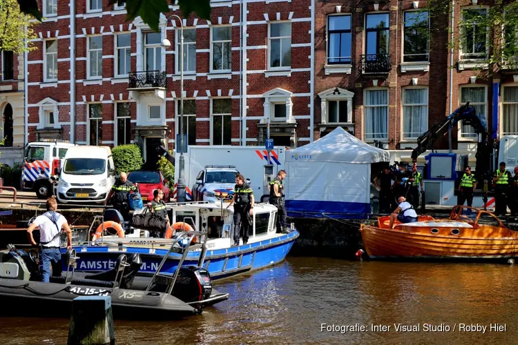 Lichaam aangetroffen in water bij Leidseplein