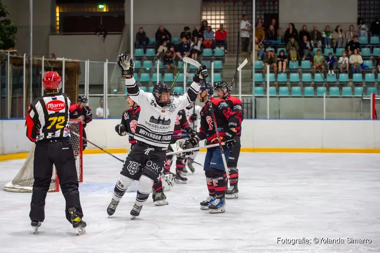 Tigers winnen eerste wedstrijd van nieuwe seizoen