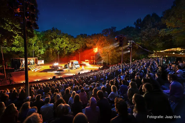 Kappen nou! Het Bostheater moet blijven