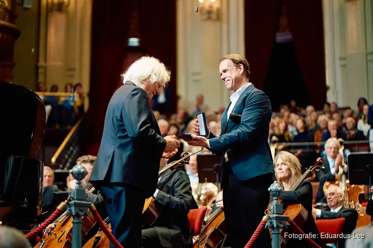 Concertgebouw Penning voor Ronald Brautigam