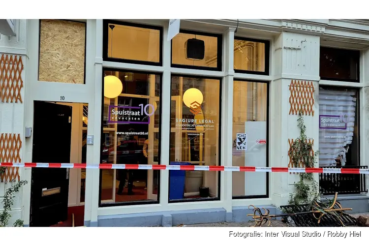 Explosie bij advocatenkantoor Spuistraat Amsterdam