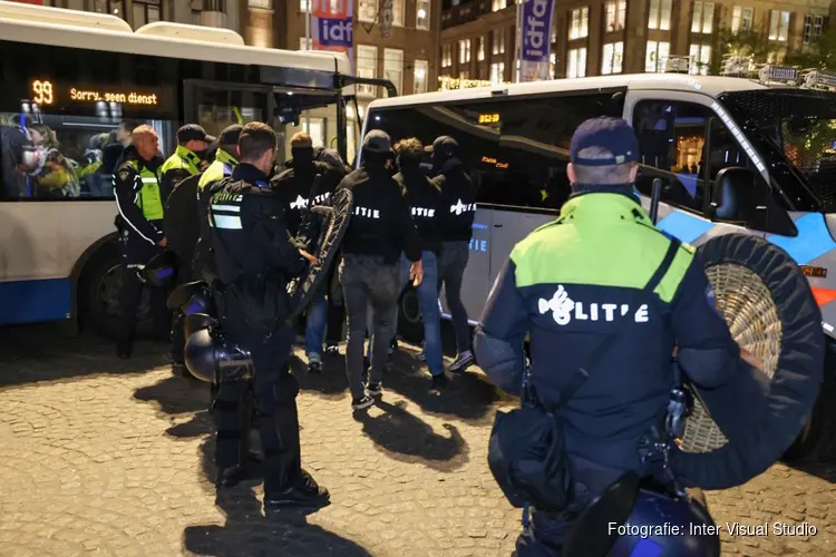 Politie houdt 281 personen aan bij demonstratie op de Dam