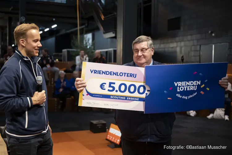 VriendenLoterij steunt Scouting Erskine met 5.000 euro