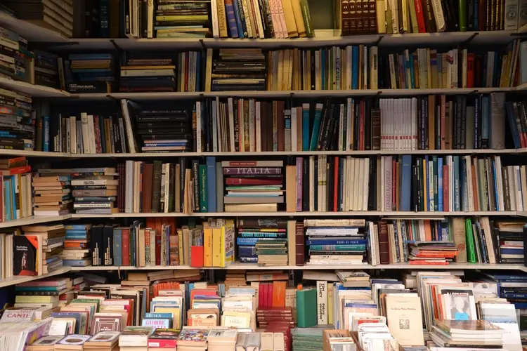 Geen boekenmarkt meer in De Hallen