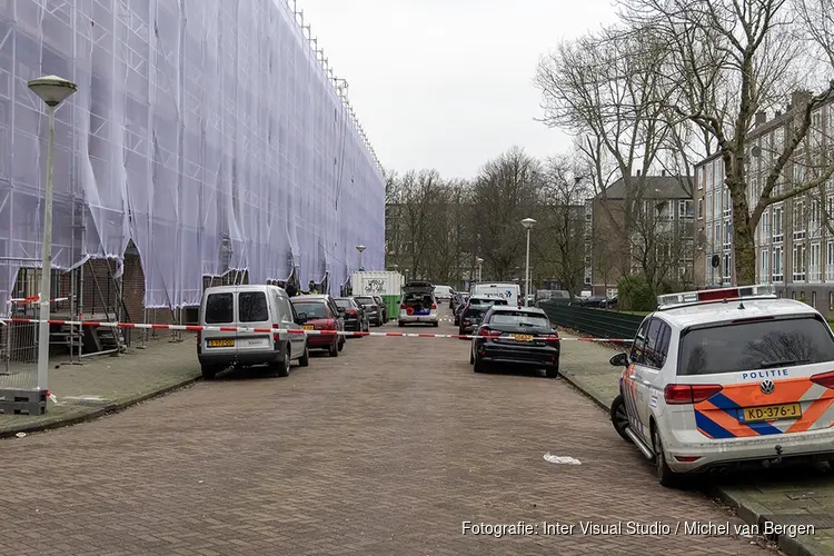 Dode man aangetroffen in gang van pand Amsterdam Osdorp